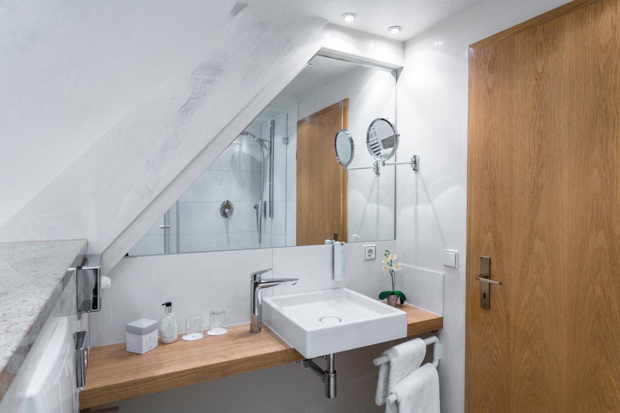Romantik Hotel Rindenmuehle Филлинген-Швеннинген Экстерьер фото