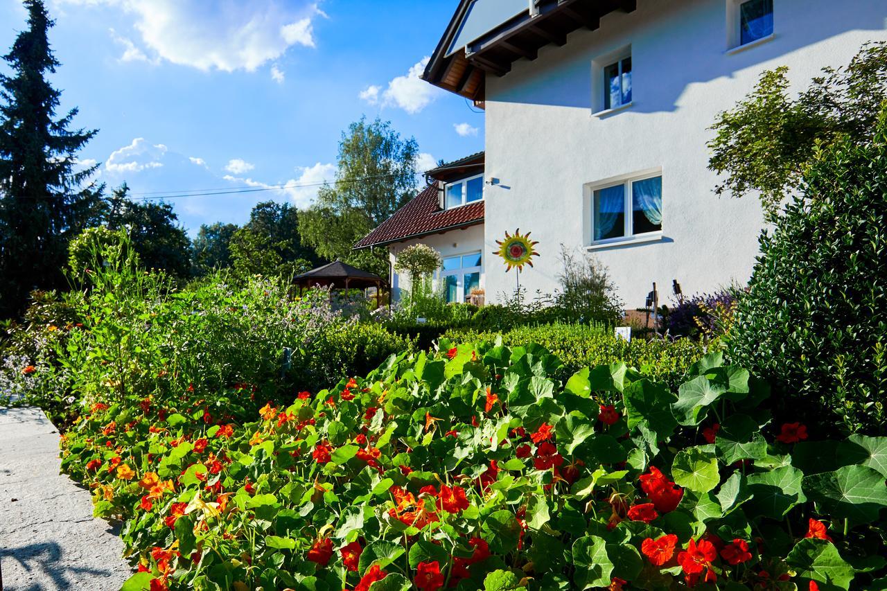 Romantik Hotel Rindenmuehle Филлинген-Швеннинген Экстерьер фото