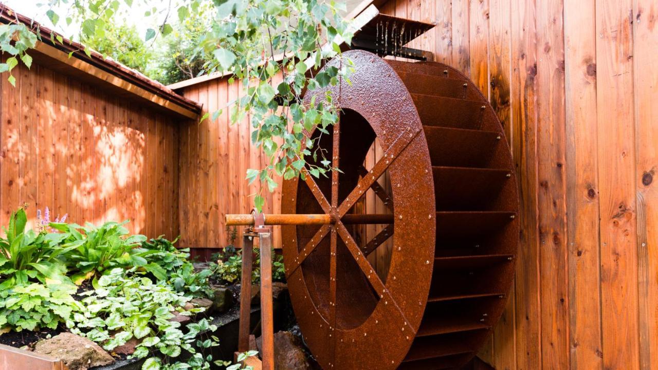 Romantik Hotel Rindenmuehle Филлинген-Швеннинген Экстерьер фото
