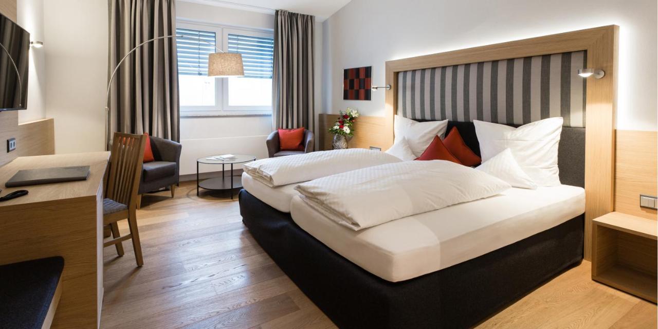 Romantik Hotel Rindenmuehle Филлинген-Швеннинген Экстерьер фото